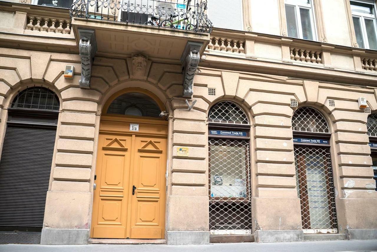 Wörösmarty Studio - Budapest Center Lägenhet Exteriör bild